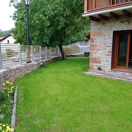 El Nogal De Hualle *