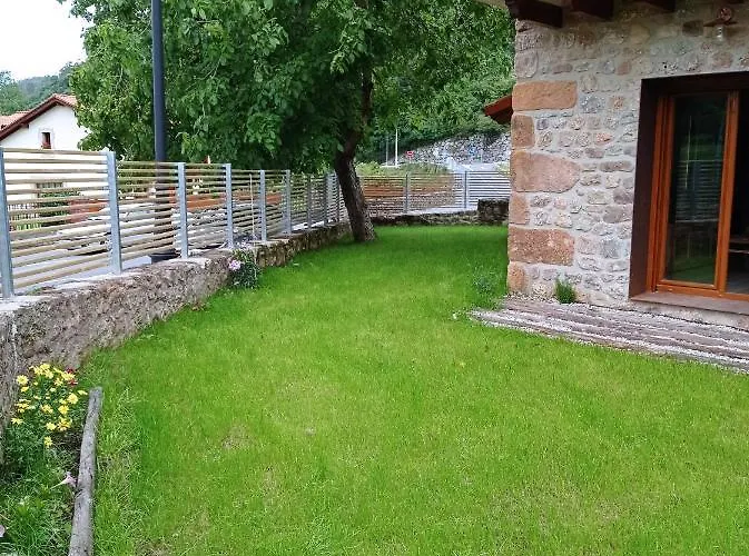 El Nogal De Hualle *